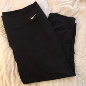 Nike Crop Leggings